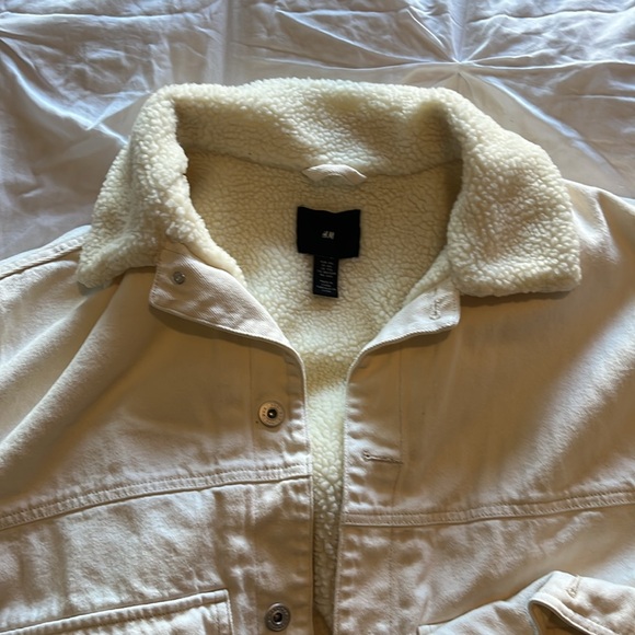 LINED BORG-COLLAR DENIM JACKET - Picture 4 of 5